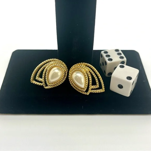 Vintage Trifari Faux Pearl Gold Tone Pierced Earrings - Picture 7 of 7